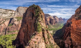 Andělé tam létají, lidé musí šplhat: Angel’s Landing