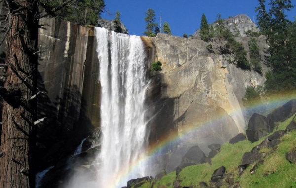 Vernal Falls, stát Kalifornie