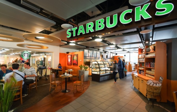 Kavárny Starbucks startovaly v Americe v Seattlu