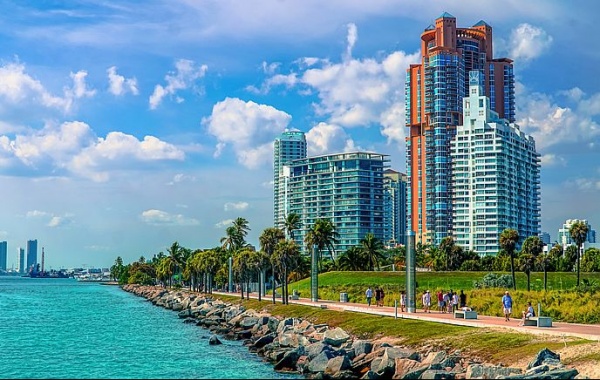 Klid a samota vedle světoznámé Miami Beach: Fisher Island