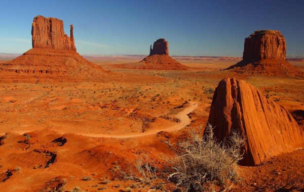 Pouštní giganti v Monument Valley