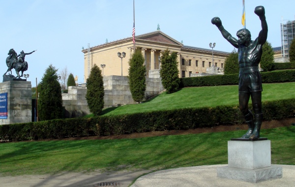 Filadelfie Rockyho socha