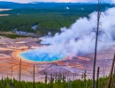 Velké duhové jezero v Yellowstone