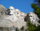 Portréty prezidentů na Mount Rushmore v Jižní Dakotě